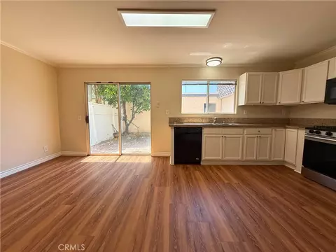 6511 Wystone Ave #4, Reseda, CA 91335