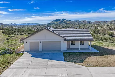 10540 Darling Rd, Agua Dulce, CA 91390