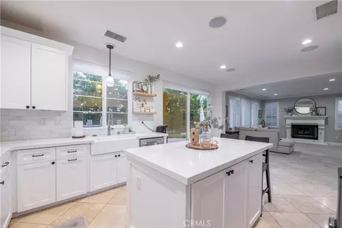 Kitchen - 3134 Griffon Ct, Simi Valley, CA 93065 photo 1 of 11