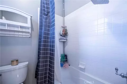 Bath - 3134 Griffon Ct, Simi Valley, CA 93065 photo 11 of 11