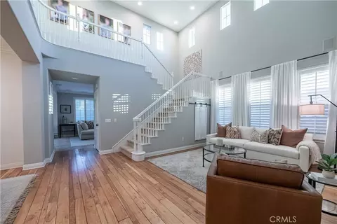 Entry Way - 3134 Griffon Ct, Simi Valley, CA 93065 photo 1 of 10