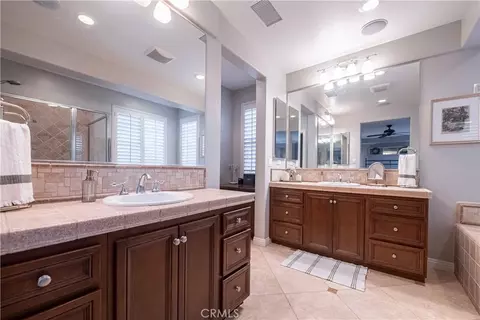 Bath - 3134 Griffon Ct, Simi Valley, CA 93065 photo 5 of 11