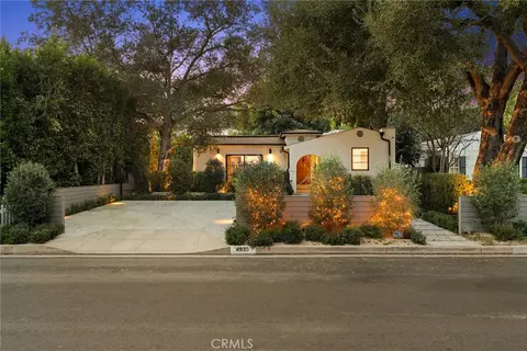 4935 Agnes Ave, Valley Village, CA 91607