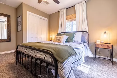 Bedroom - 846 Maple Ln, Sugarloaf, CA 92386 photo 1 of 2