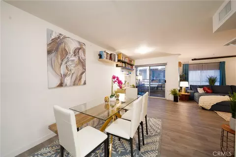 8744 Burnet #7, North Hills, CA 91343