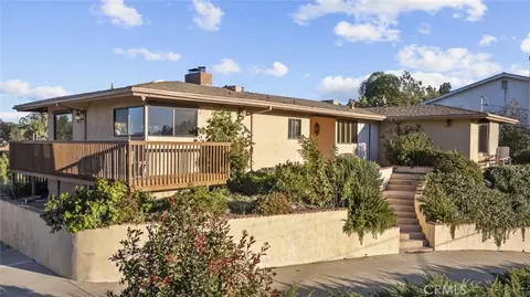 5120 Escobedo Dr, Woodland Hills, CA 91364