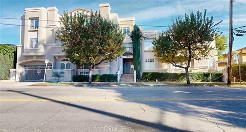 4630 Woodley #302, Encino, CA 91436