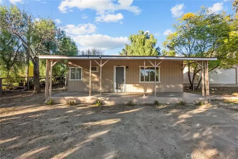 30541 Hasley Canyon Rd, Castaic, CA 91384