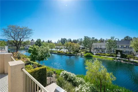 27052 Island Rd, Valencia, CA 91355