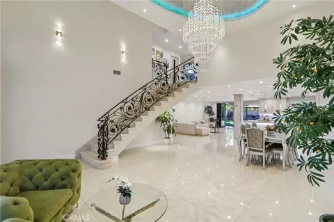 6355 Yolanda Ave, Tarzana, CA 91335