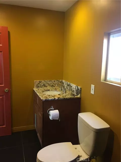 Bath - 10756 N Haddon Ave, Pacoima, CA 91331 photo 3 of 3