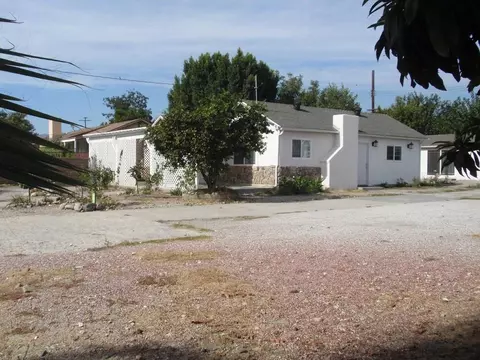 10756 N Haddon Ave, Pacoima, CA 91331