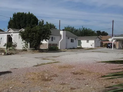 Exterior - 10756 N Haddon Ave, Pacoima, CA 91331 photo 3 of 6