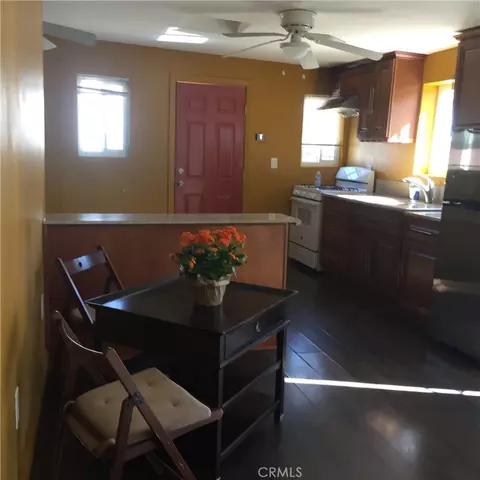 Kitchen - 10756 N Haddon Ave, Pacoima, CA 91331 photo 2 of 3