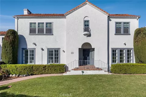 821 Lorraine, Los Angeles, CA 90005