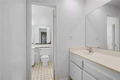 Bath - 7890 E Spg #2G, Long Beach, CA 90815 photo 2 of 3