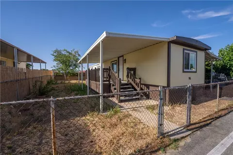 5711 Columbia Way #96, Quartz Hill, CA 93536