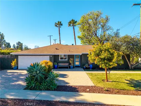 1335 El Monte Dr, Simi Valley, CA 93065
