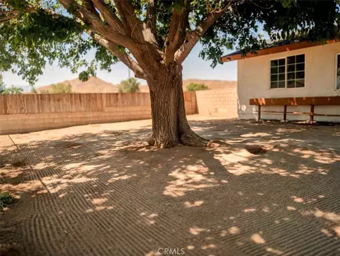 Exterior - 40525 166th E, Lancaster, CA 93535 photo 1 of 10