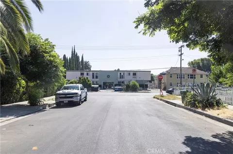 14109 Erwin St, Van Nuys, CA 91401 photo 3