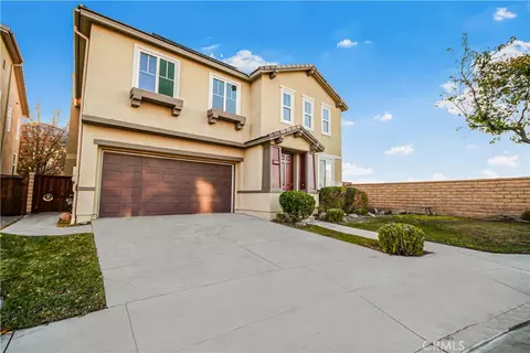 27323 English Oak Ct, Canyon Country, CA 91387
