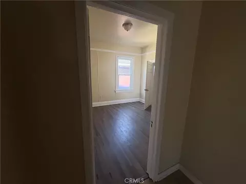 Entry Way - 3395 Franklin Ave, Riverside, CA 92507 photo 5 of 7