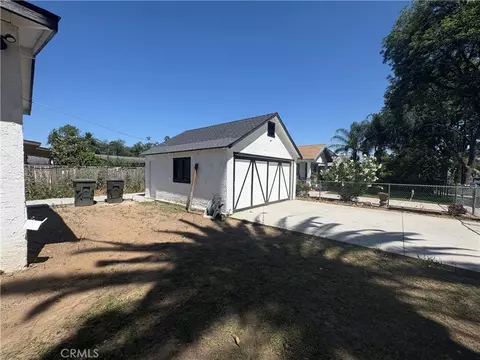 Exterior - 3395 Franklin Ave, Riverside, CA 92507 photo 6 of 13