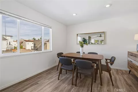 Dining - 3124 Ocean Dr, Oxnard, CA 93035 photo 2 of 5