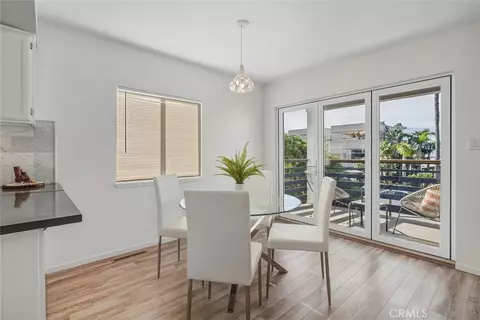 Dining - 3124 Ocean Dr, Oxnard, CA 93035 photo 3 of 5