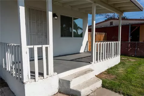 Exterior - 1102 E 18th St, Bakersfield, CA 93305 photo 2 of 7