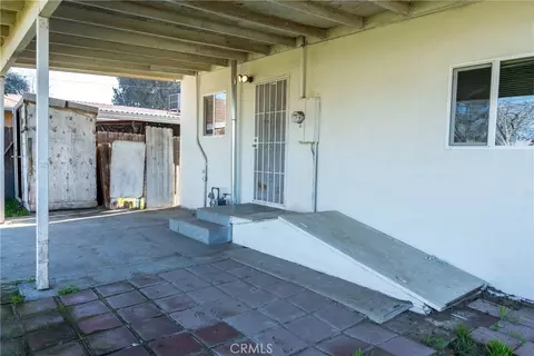 Exterior - 1102 E 18th St, Bakersfield, CA 93305 photo 4 of 7