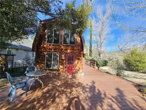 2421 Galcier Dr, Pine Mountain Club, CA 93222