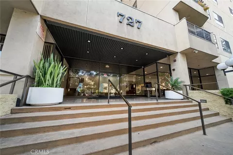 727 S Ardmore #308, Los Angeles, CA 90005