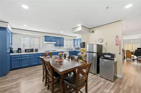 27828 Parkvale, Saugus, CA 91350