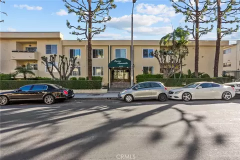 5328 Newcastle #18, Encino, CA 91316