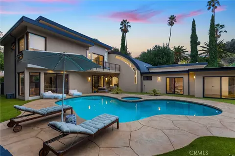 4415 Vanalden Ave, Tarzana, CA 91356