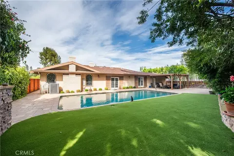 16534 Bosque Dr, Encino, CA 91436