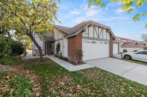 28832 Oak Spring Cyn, Canyon Country, CA 91387