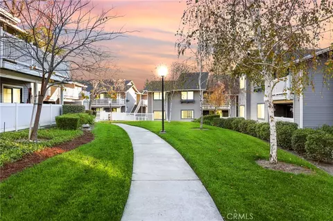1770 Crystal Canyon Dr, Azusa, CA 91702