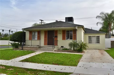 17900 Martha St, Encino, CA 91316