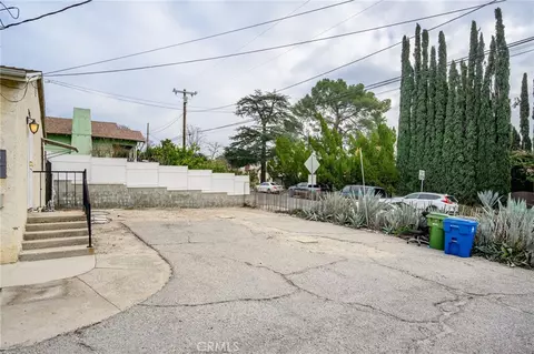 Exterior - 7025 Day St, Tujunga, CA 91042 photo 2 of 9