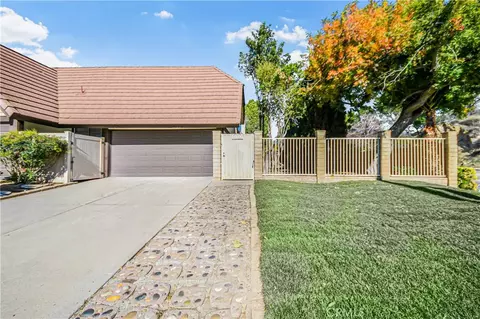 22703 Garzota Dr, Valencia, CA 91354