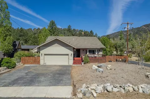 2417 Symonds Dr, Pine Mountain Club, CA 93222