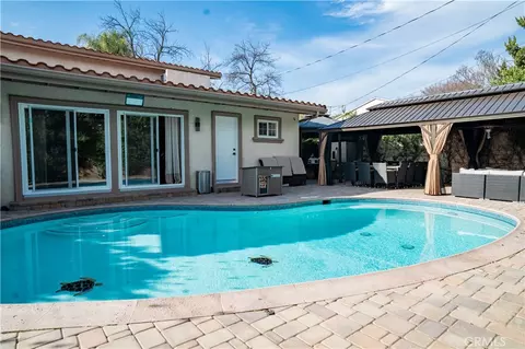 Exterior - 6930 Balcom, Reseda, CA 91335 photo 2 of 4