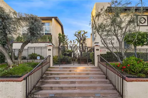 5255 Coldwater Cyn #E, Sherman Oaks, CA 91401