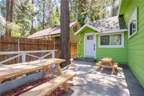 Exterior - 23777 Pioneer Camp Rd, Crestline, CA 92325 photo 2 of 4