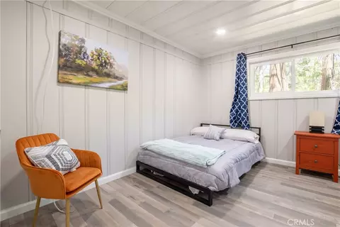 Bedroom - 23777 Pioneer Camp Rd, Crestline, CA 92325 photo 6 of 6