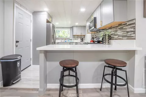 Kitchen - 23777 Pioneer Camp Rd, Crestline, CA 92325 photo 4 of 6