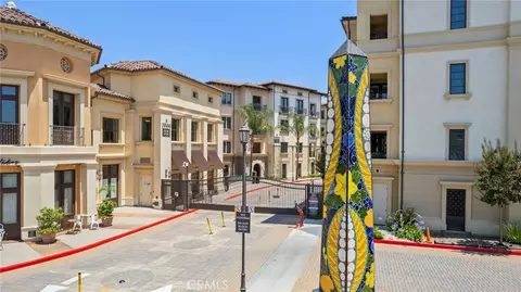 23500 Park Sorrento #H32, Calabasas, CA 91302