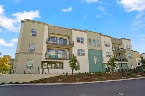 27410 N Merlin #205, Valencia, CA 91381